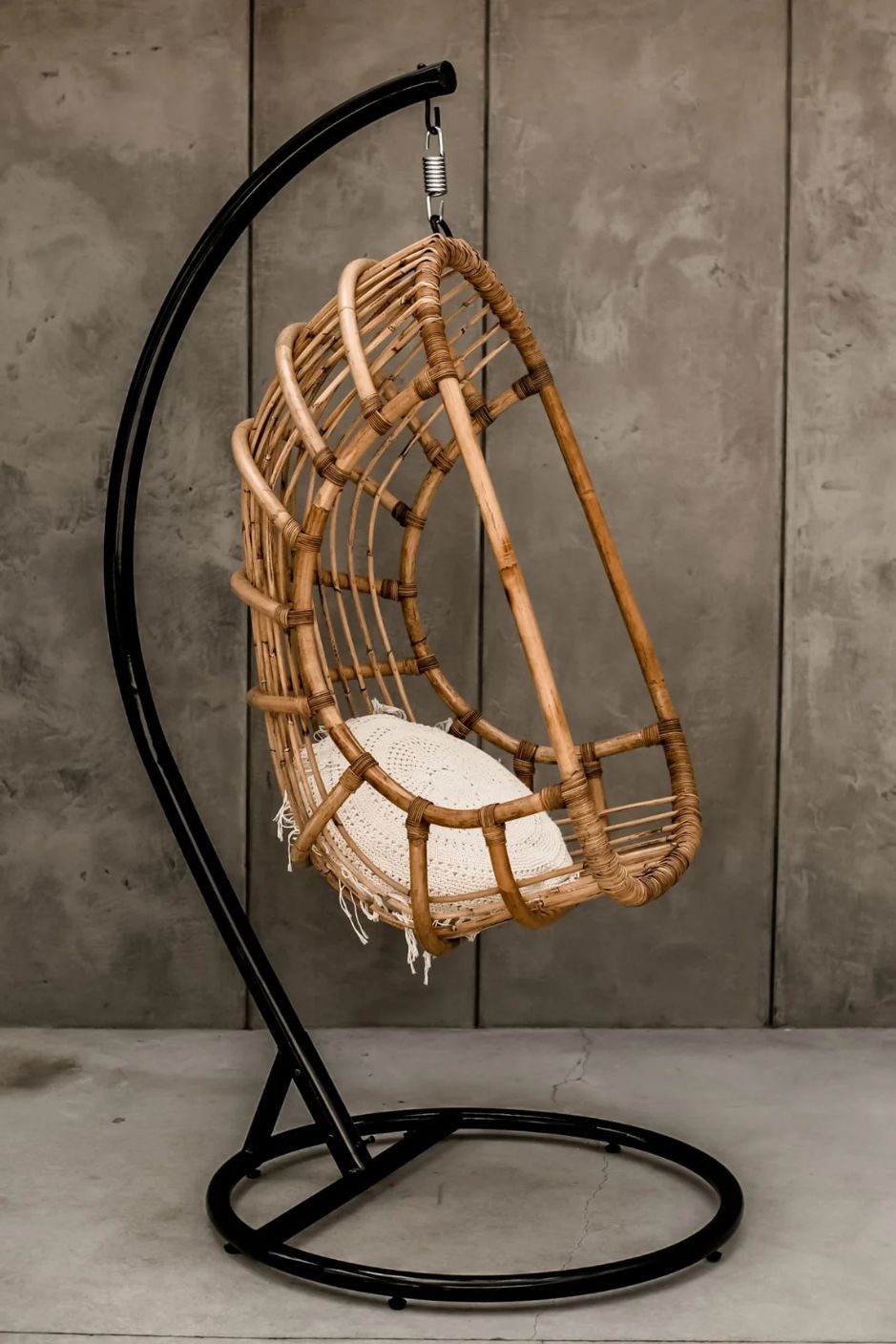 RATTAN HANGING CHAIR STEEL STAND