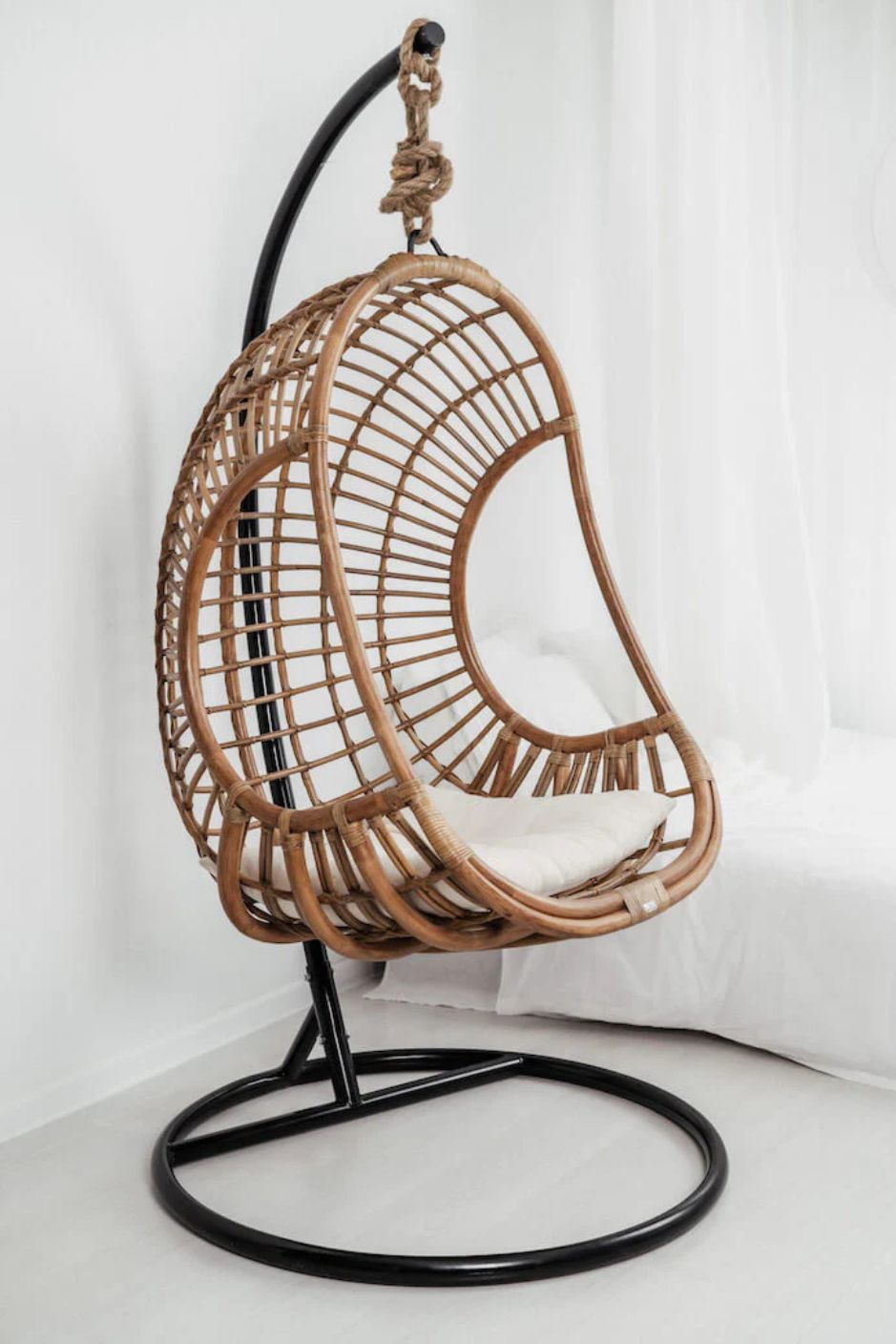 RATTAN HANGING CHAIR STEEL STAND