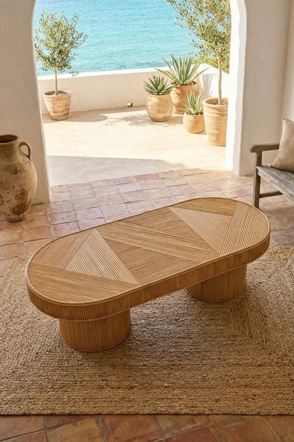 TEGAL ISLA TABLE