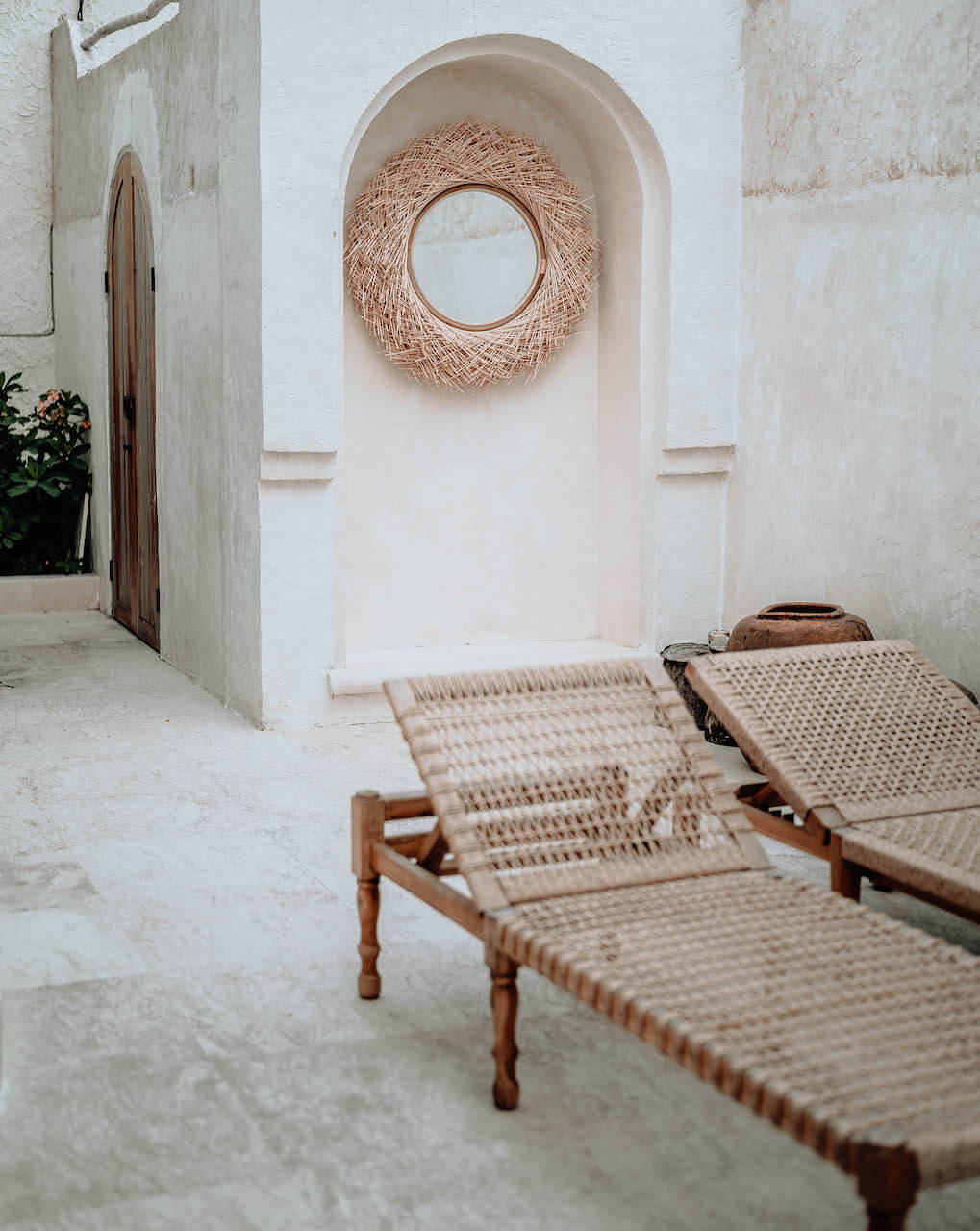 f7c7498ca1c841d24e8676ee9a40fb0b