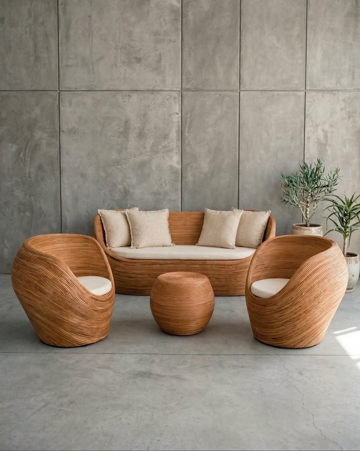 TEGAL ARMCHAIR BROWN