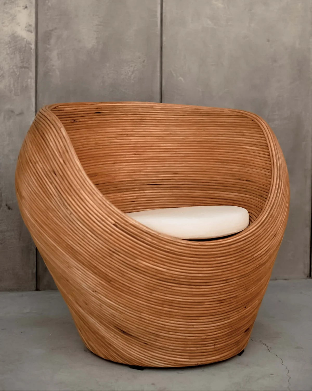 TEGAL ARMCHAIR BROWN