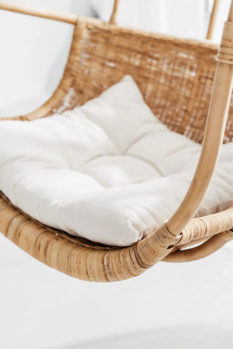 Koboo double handmade durable natural rattan hanging chair for indoor living rooms, covered terraces, patios, balconies, and outdoor gardens