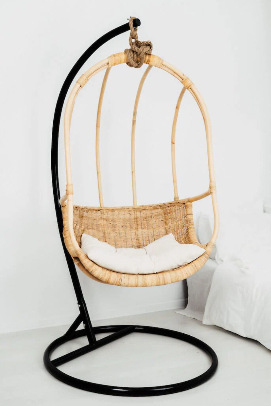 Koboo double handmade durable natural rattan hanging chair for indoor living rooms, covered terraces, patios, balconies, and outdoor gardens