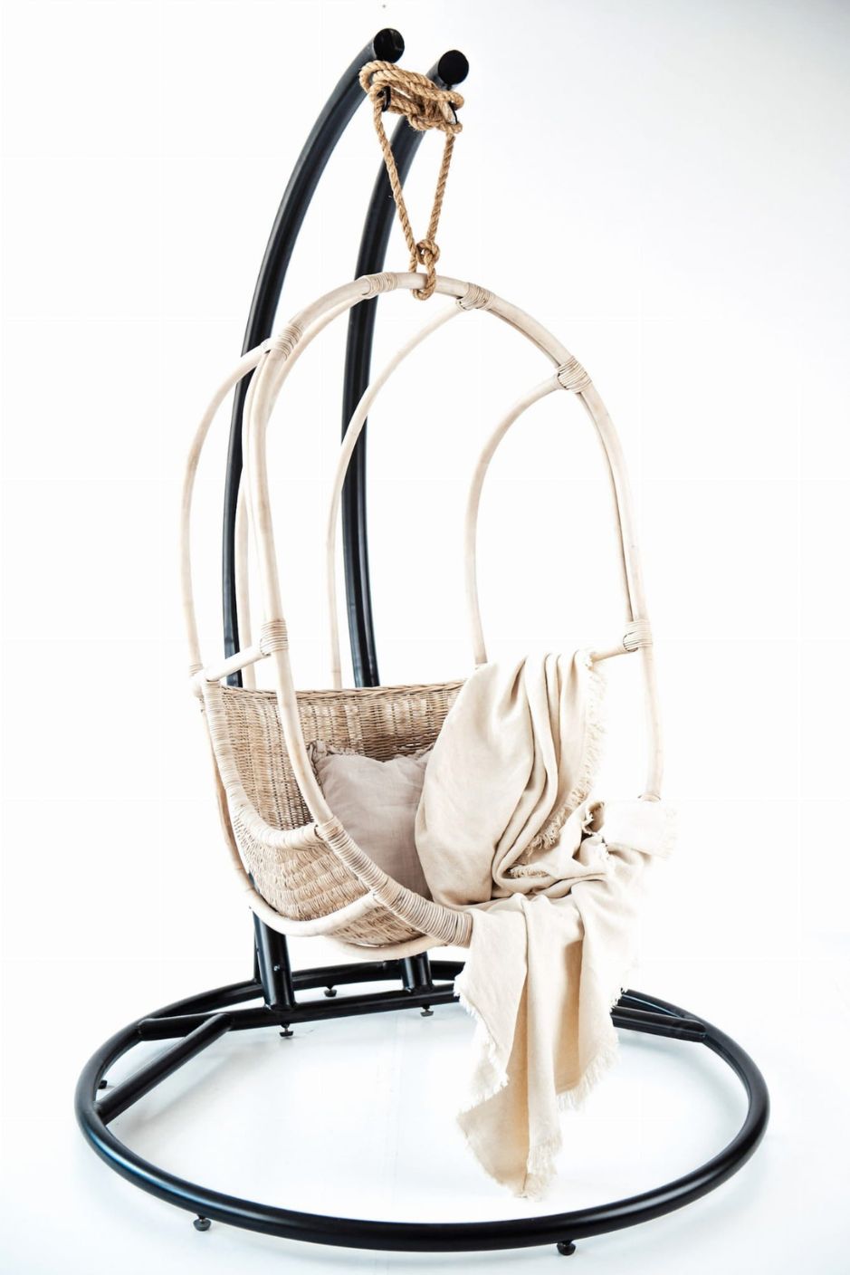 Koboo double handmade durable white rattan hanging chair for indoor living rooms, covered terraces, patios, balconies, and outdoor gardens