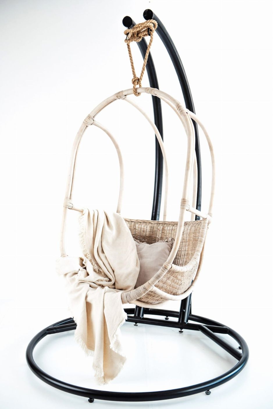 Koboo double handmade durable white rattan hanging chair for indoor living rooms, covered terraces, patios, balconies, and outdoor gardens