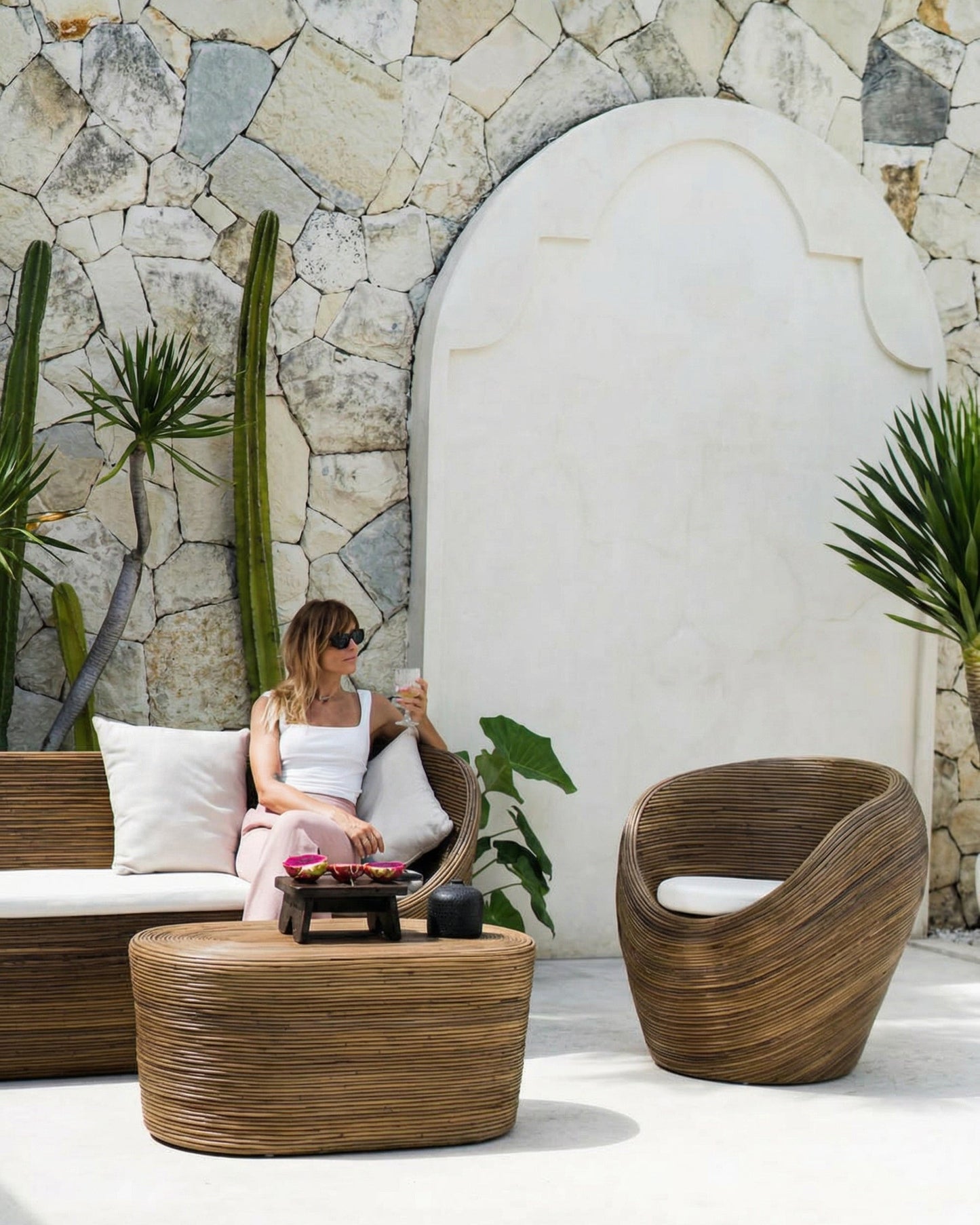 TEGAL ARMCHAIR COGNAC