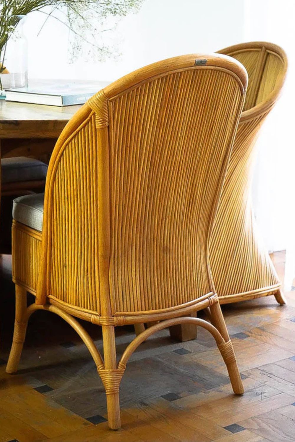 TEGAL LEVI CHAIR BROWN