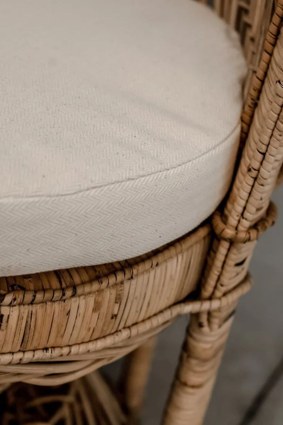 PEACOCK CHAIR