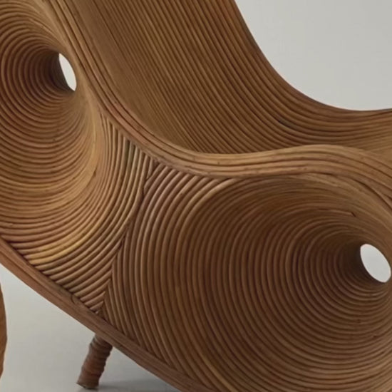 Cognac rattan sun lounger - Tegal Robin ergonomic sunbed for poolside or garden, eco-friendly outdoor furniture