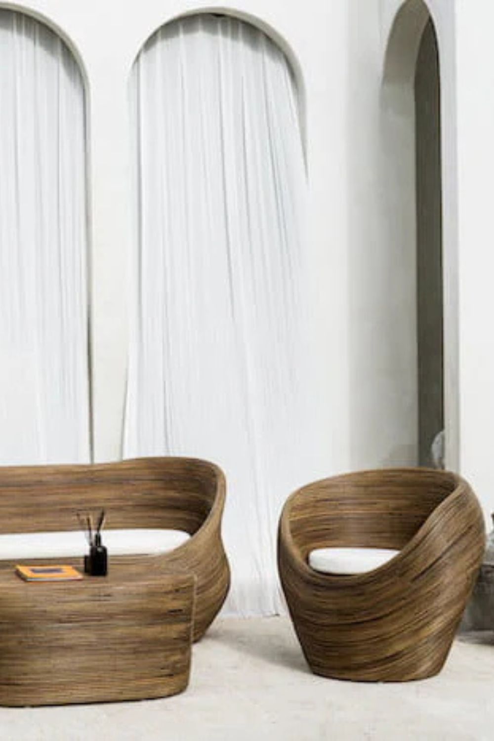 TEGAL ARMCHAIR COGNAC