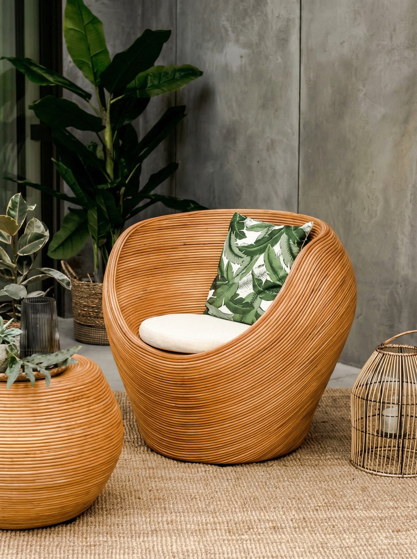 TEGAL ARMCHAIR BROWN