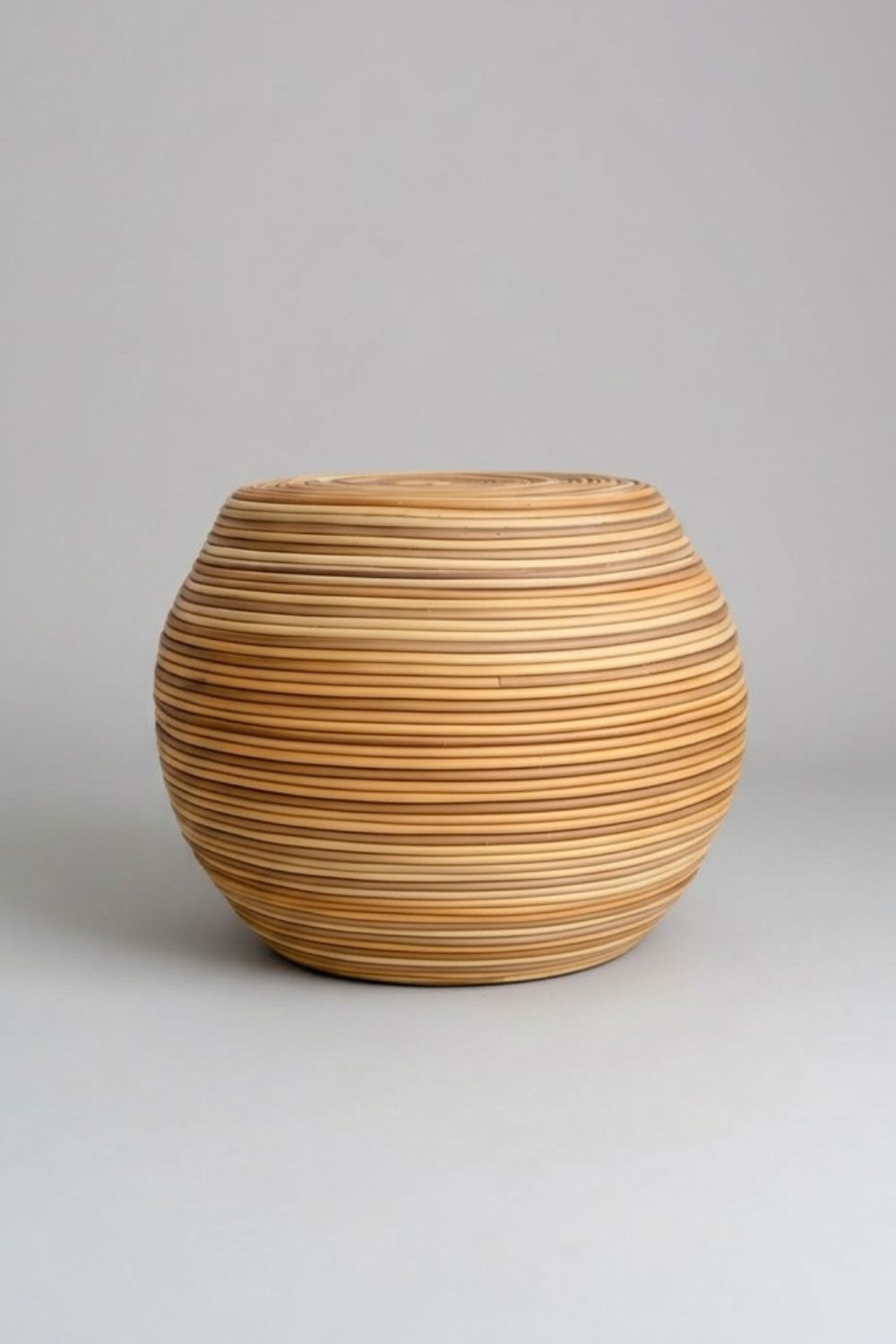 TEGAL TABLE ROUND TECHNO RATTAN